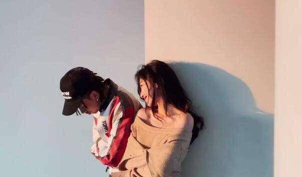逃出上锁的现代房间2